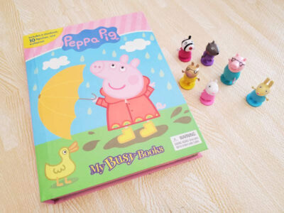 Peppa Pigのマスコット付き絵本